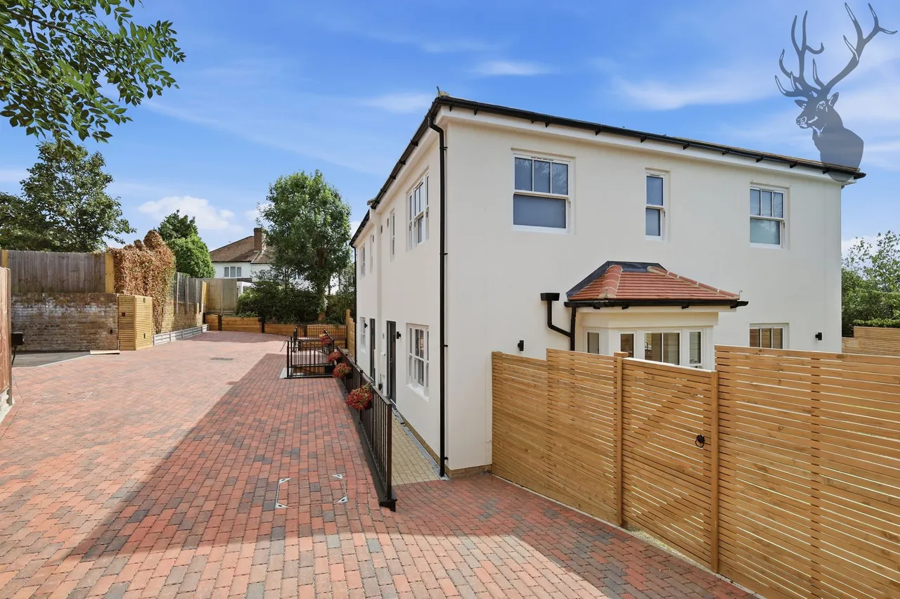 Woodford Green, IG8, photo 34