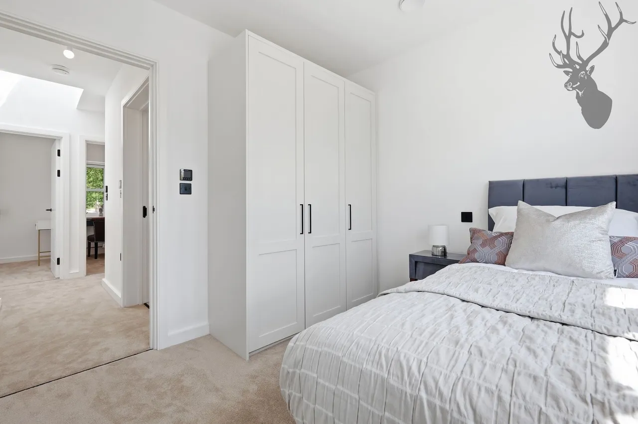 Woodford Green, IG8, photo 21