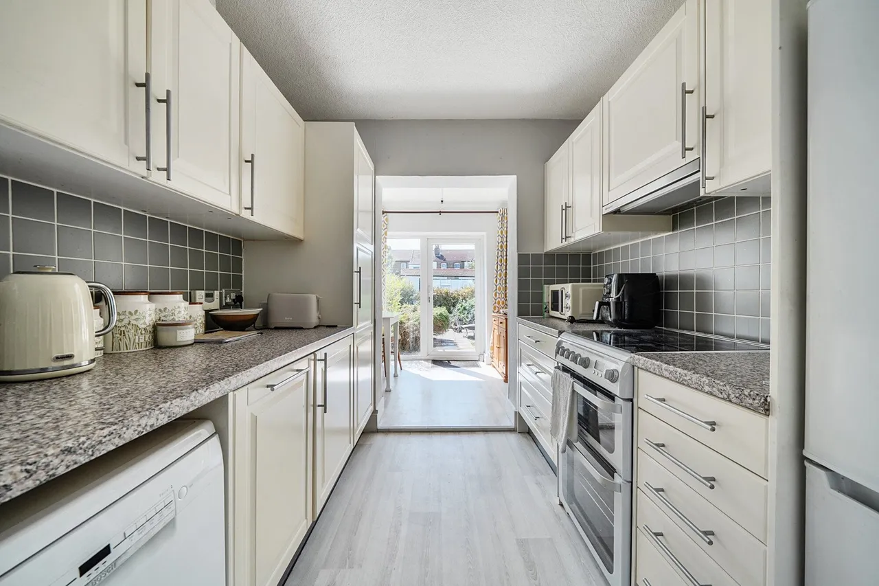 St. Andrews Drive, BR5, photo 4