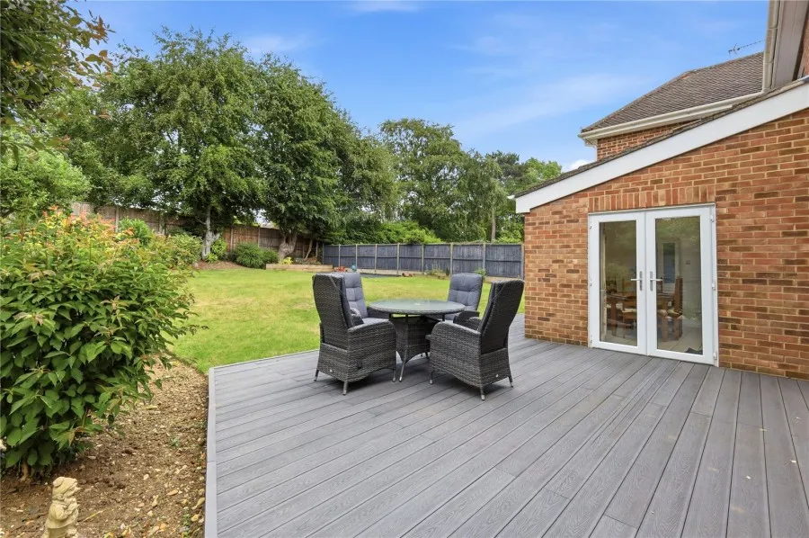 with 5 bedrooms in Sawbridgeworth, CM21, photo 11