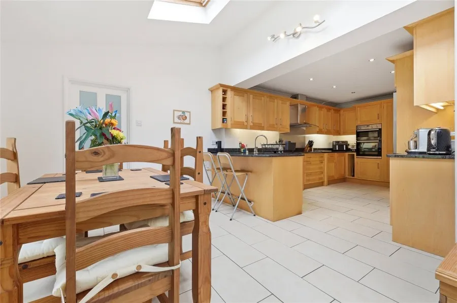 with 5 bedrooms in Sawbridgeworth, CM21, photo 22