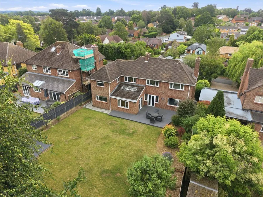 with 5 bedrooms in Sawbridgeworth, CM21, photo 13