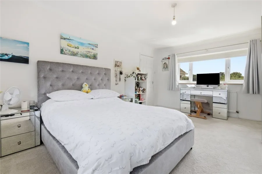 with 5 bedrooms in Sawbridgeworth, CM21, photo 20