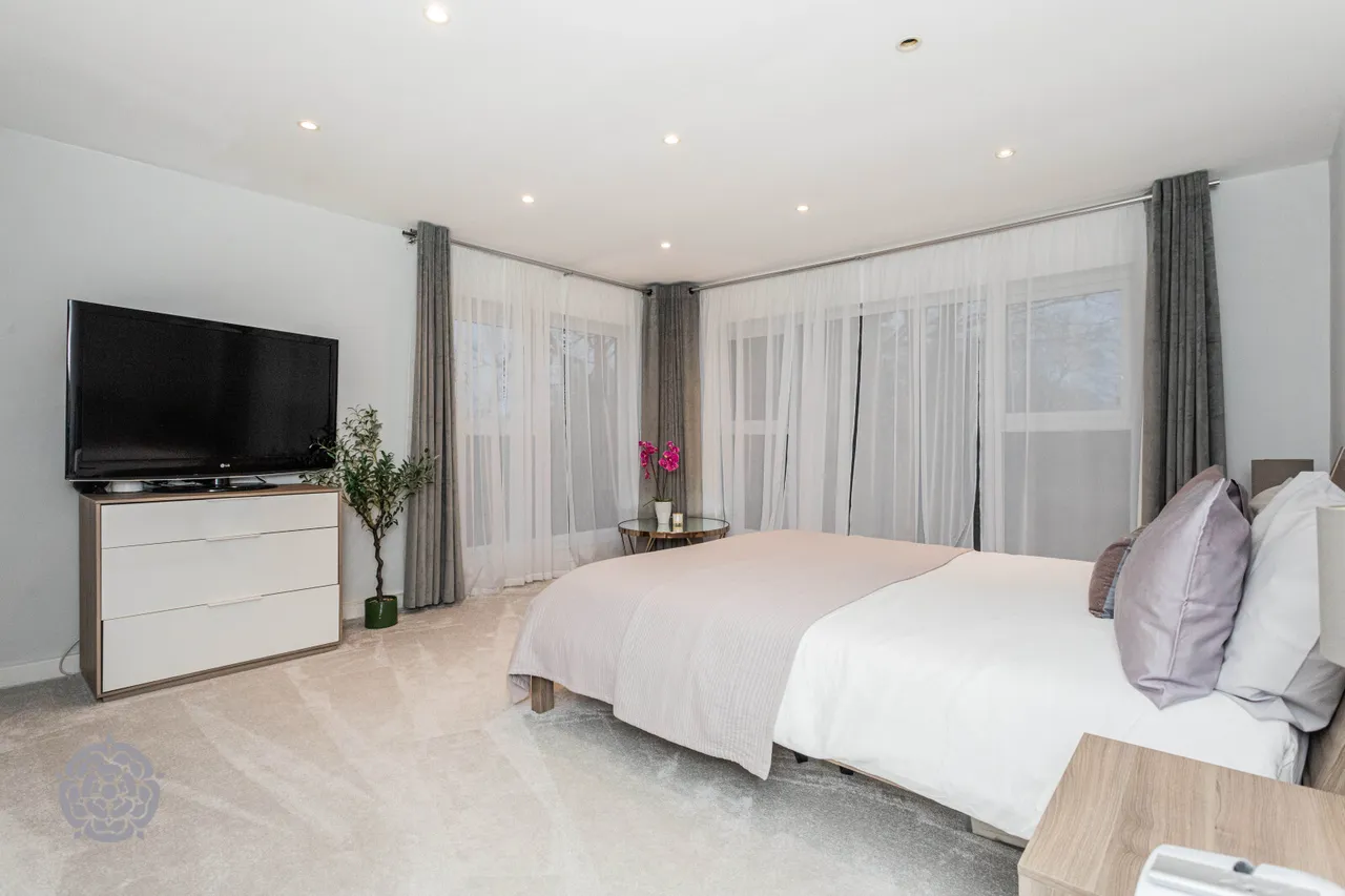 Heywood Hall Road, Heywood, OL10 4UZ, photo 12