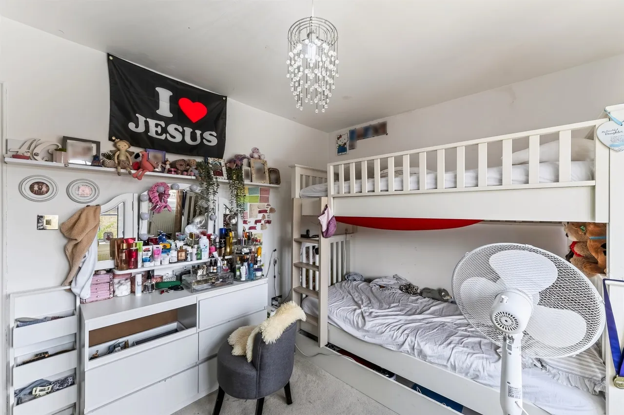 Lessness Road, Morden, SM4, photo 15
