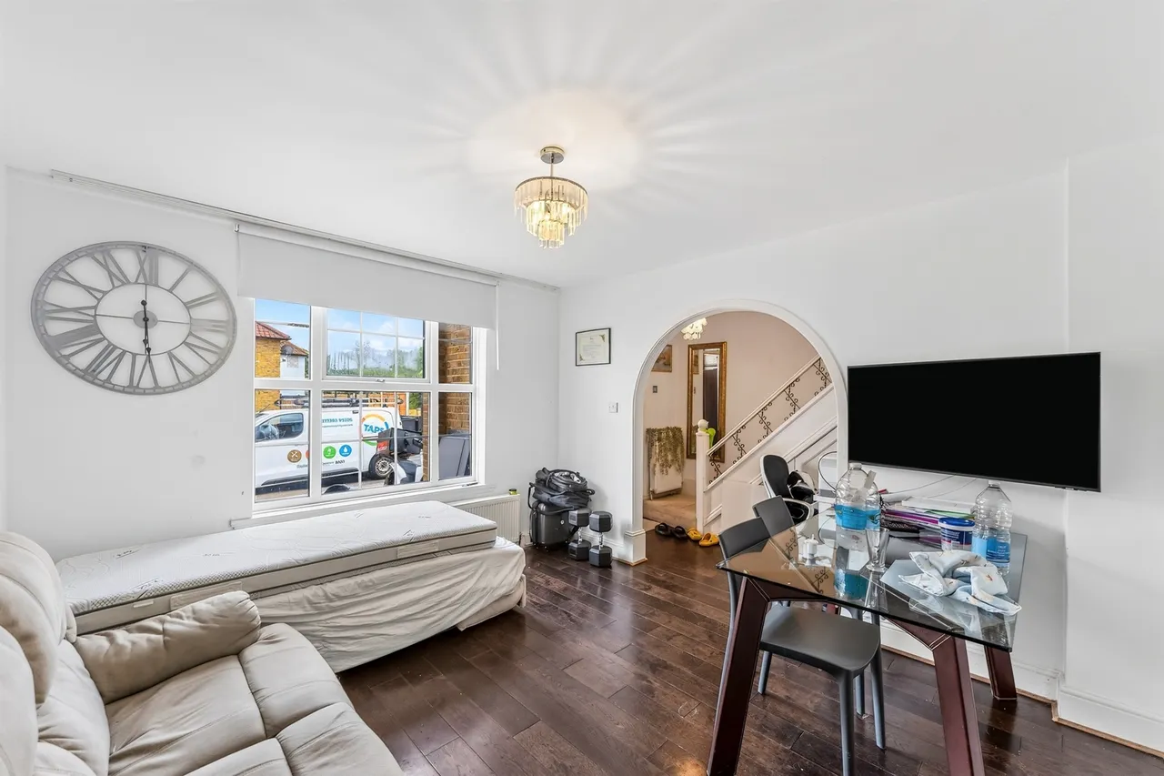 Lessness Road, Morden, SM4, photo 5