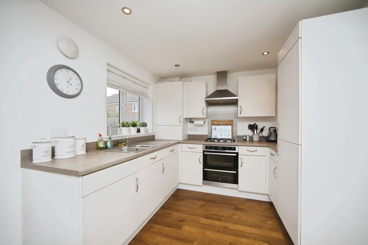 Knight Close, Monkton Heathfield, TA2, photo 11