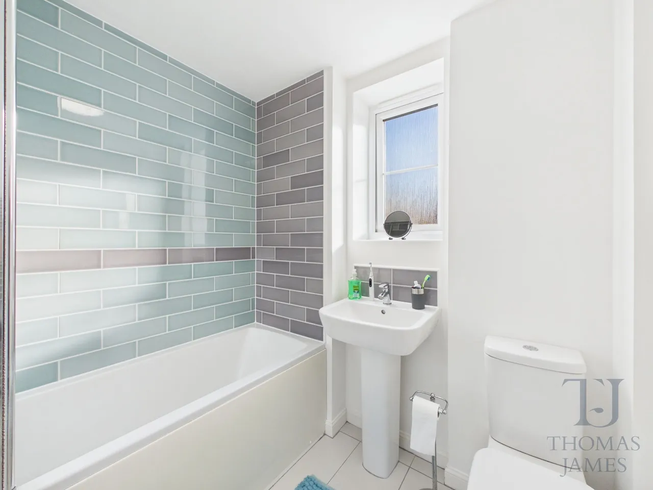 Meadow Crescent, Cotgrave, NG12, photo 13