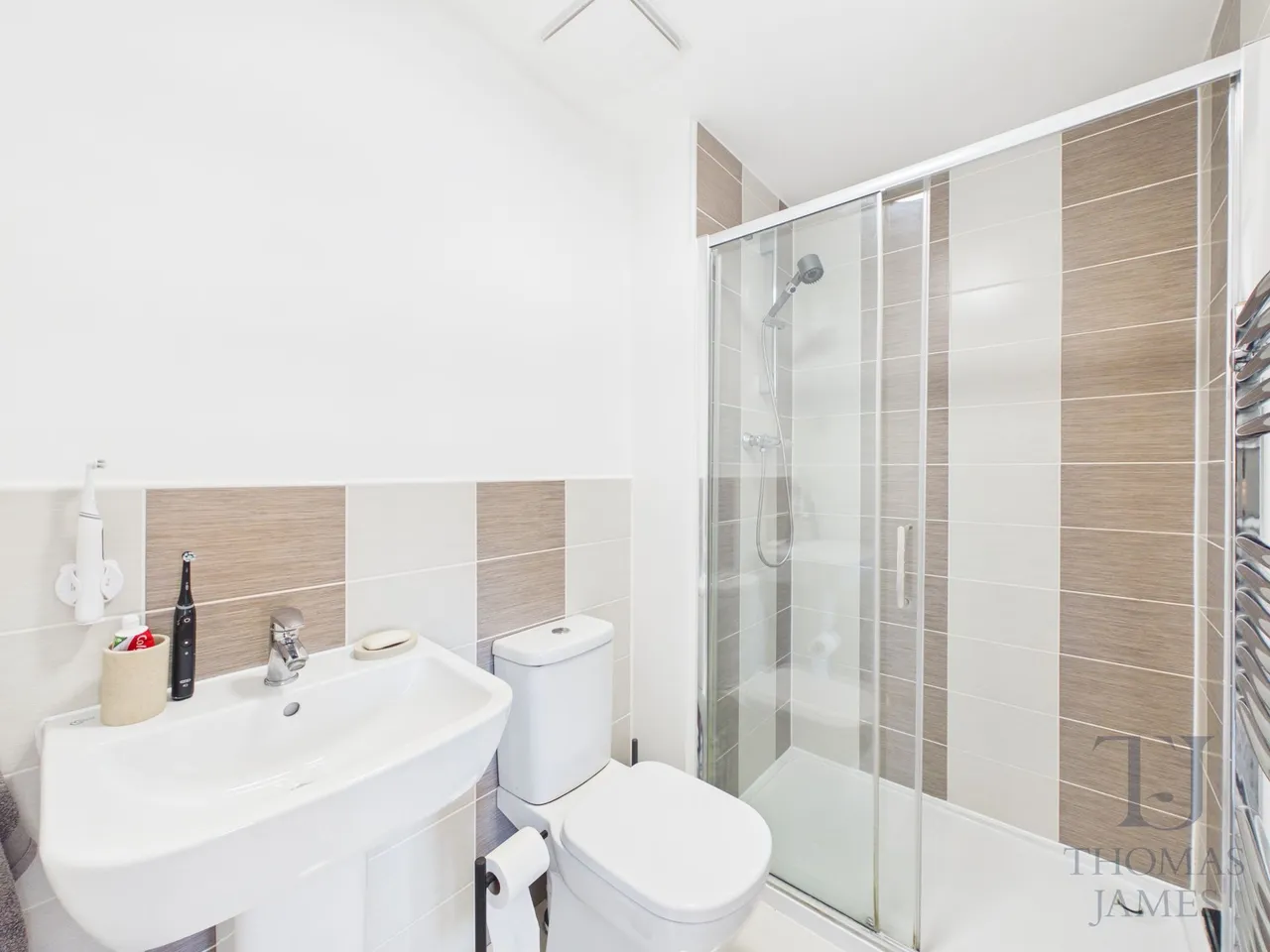 Meadow Crescent, Cotgrave, NG12, photo 11