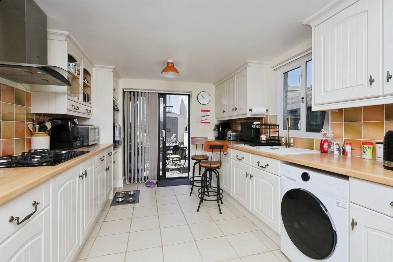 Eshton Road, Eastbourne, photo 5