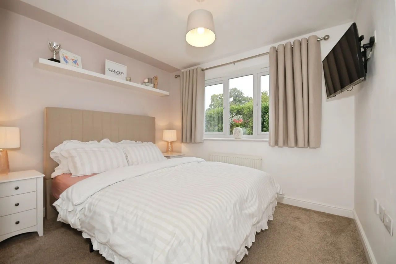 Hanover Close, Forest Town, Mansfield, Nottinghamshire, NG19, photo 7