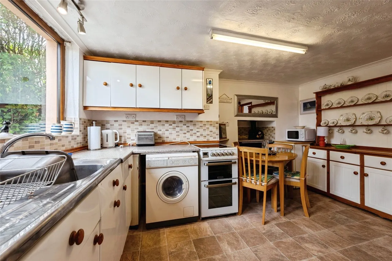 High Street, Delabole, PL33, photo 6