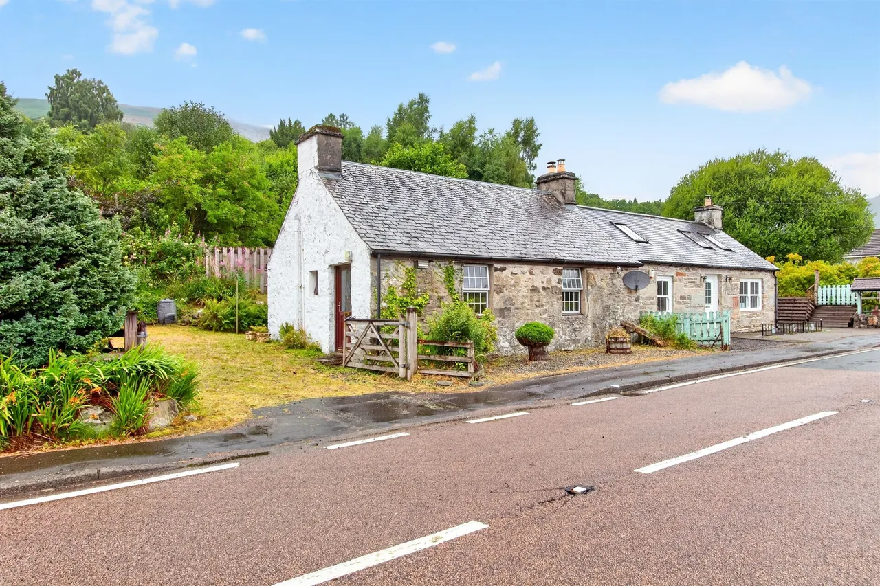 Lochearnhead, FK19, photo 11