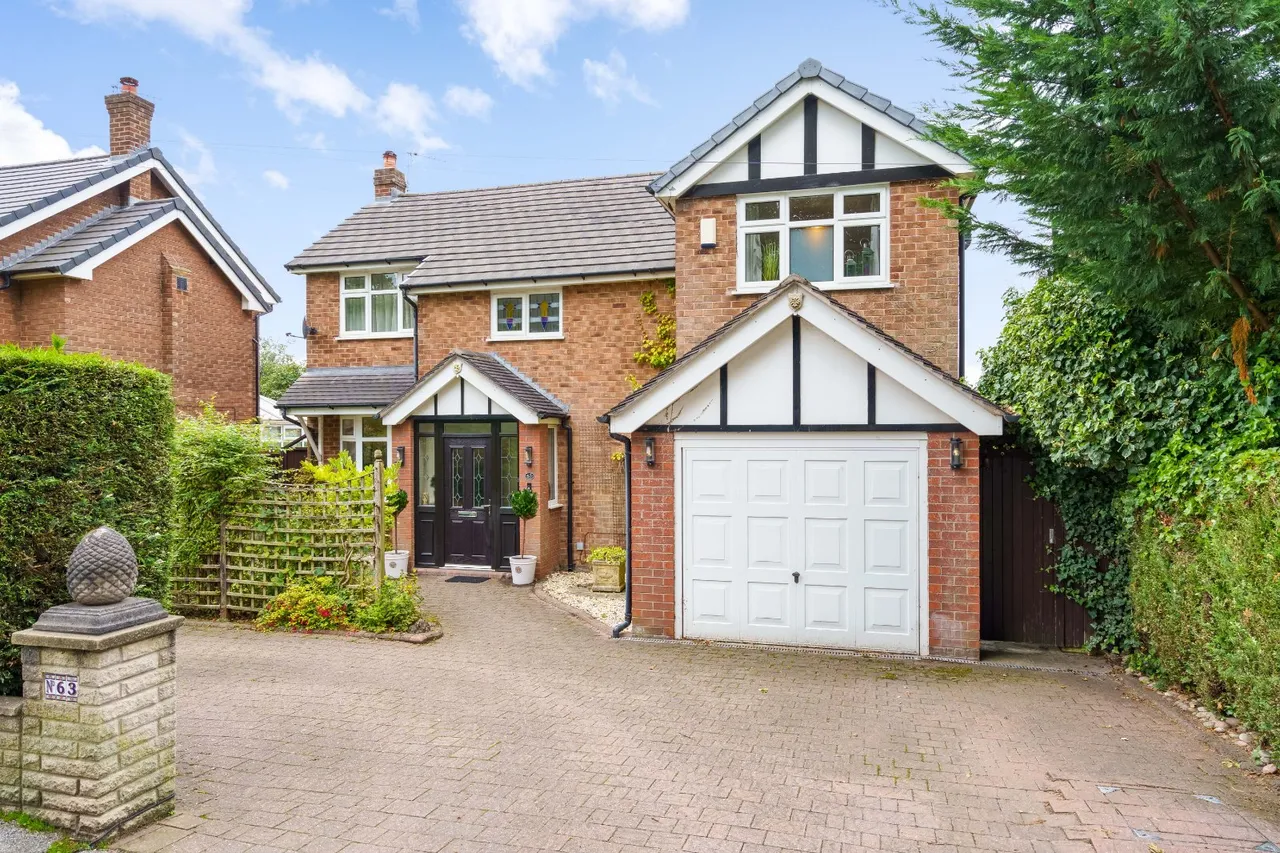 4 bed house for sale, Dale Road, Marple, SK6
