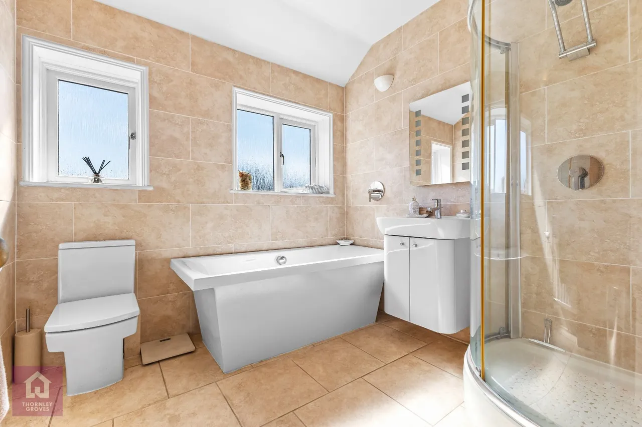 York Road, Bowdon, WA14, photo 17