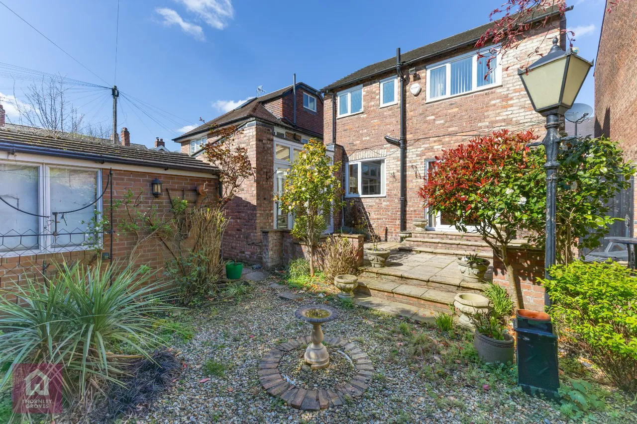 York Road, Bowdon, WA14, photo 23