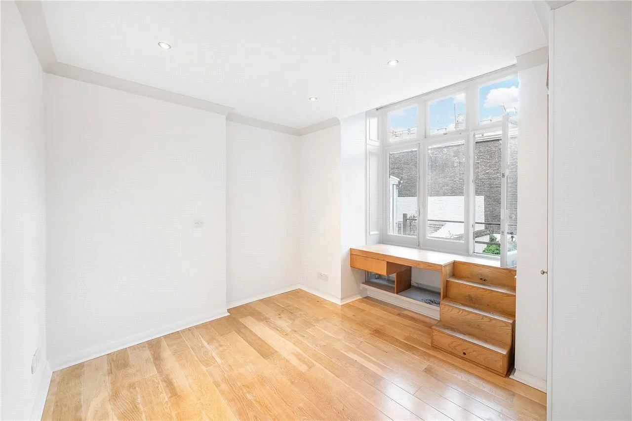 Roland Gardens, London, SW7, photo 5