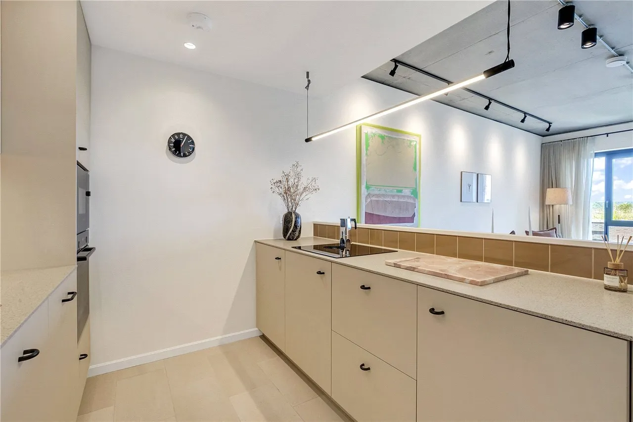 Lawrence Road, Seven Sisters, N15, photo 2