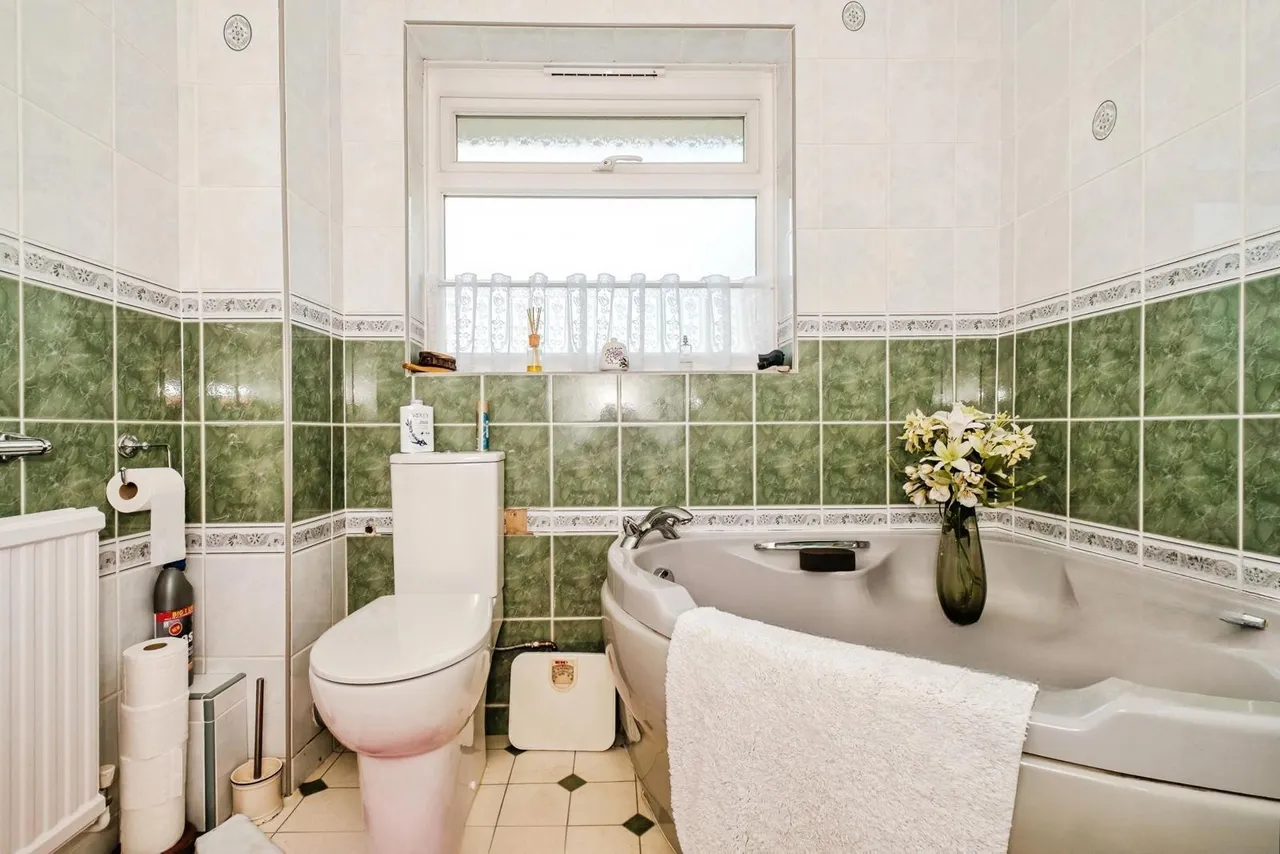 Newland Road, Upper Beeding, BN44, photo 10