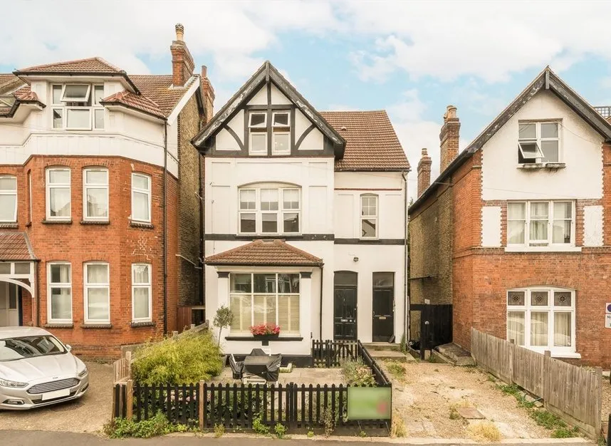 2 bed flat to rent — Babington Road, Streatham, SW16