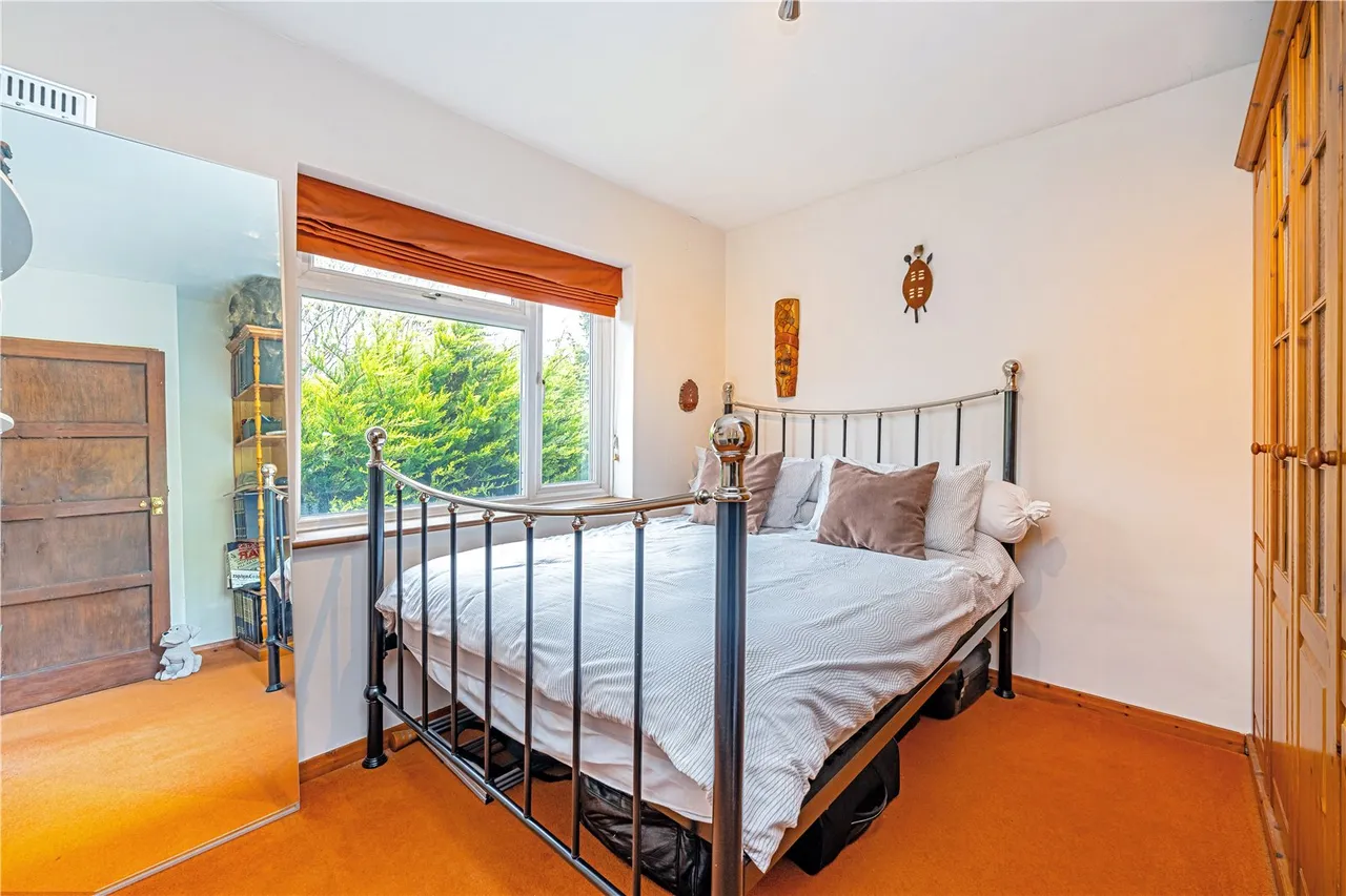 Dean Road, Hampton, Middlesex, TW12 1AQ, photo 6