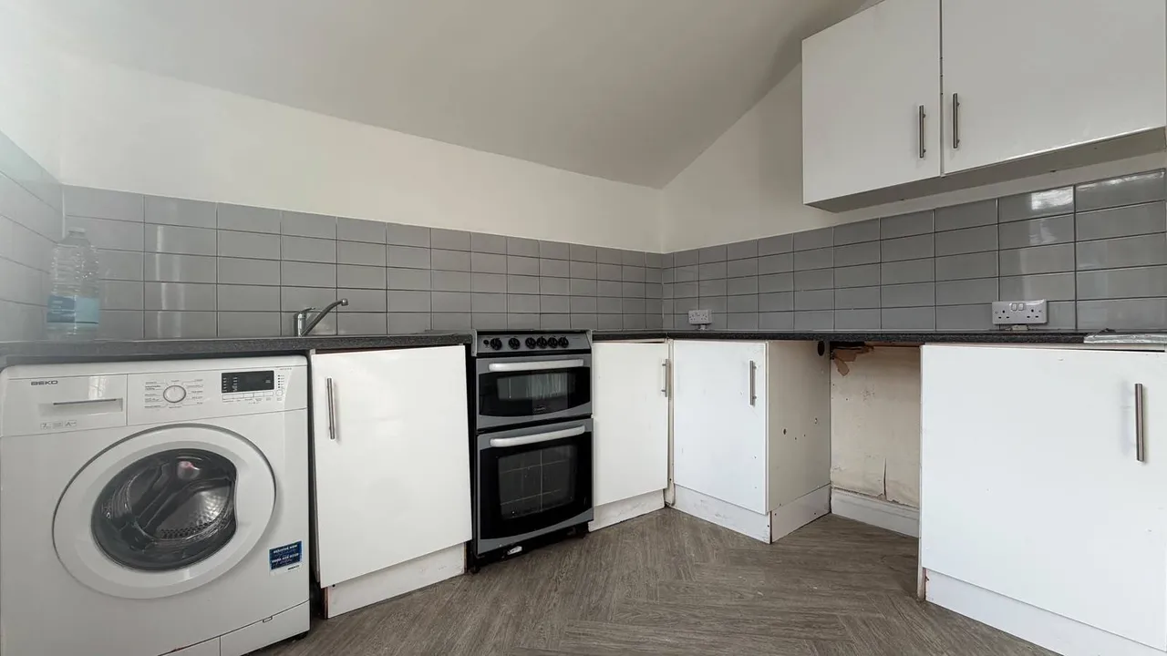 1 bed flat to rent — Sandy Park Road, Brislington, Bristol, BS4