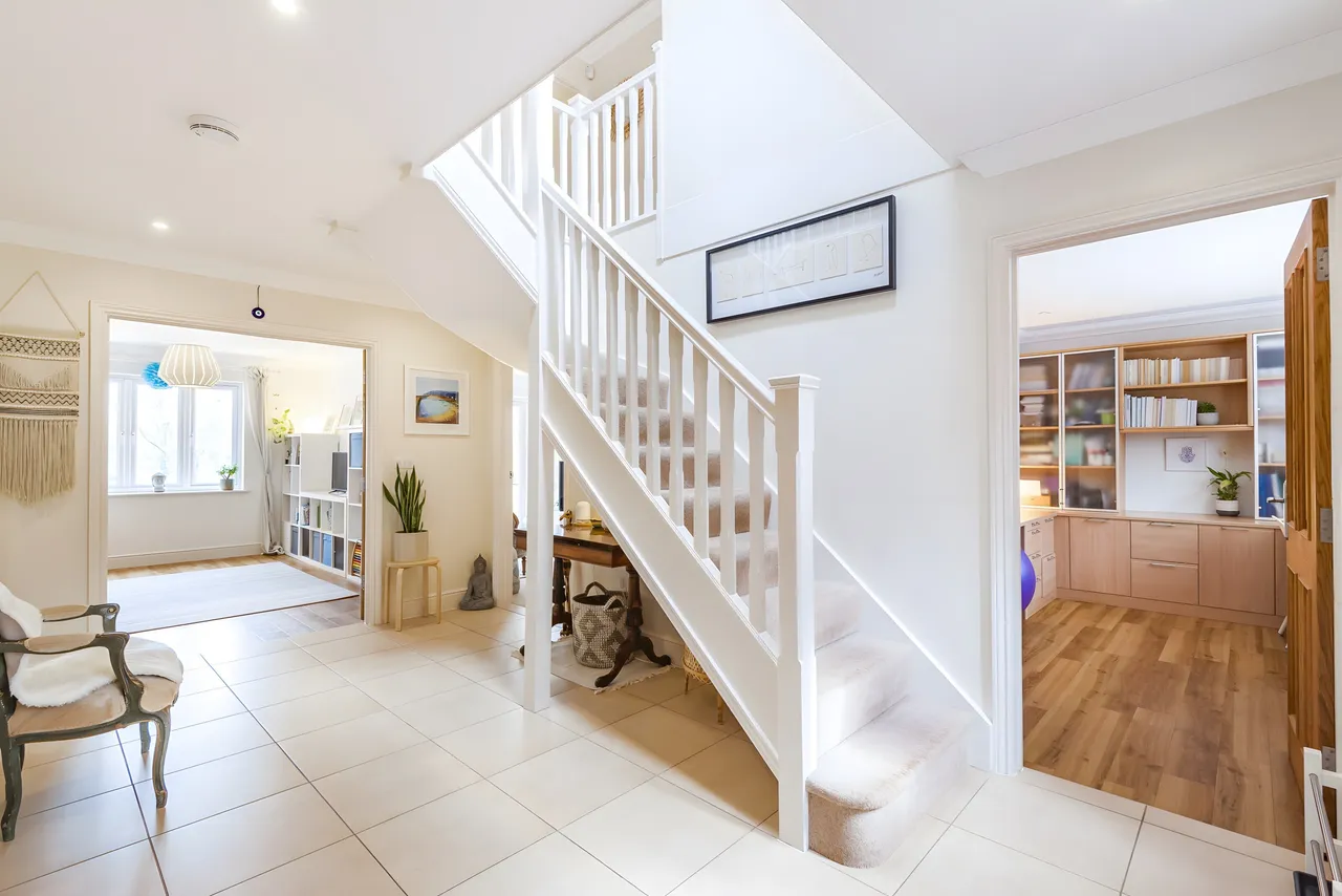 Boundstone Road, Farnham, GU10, photo 5