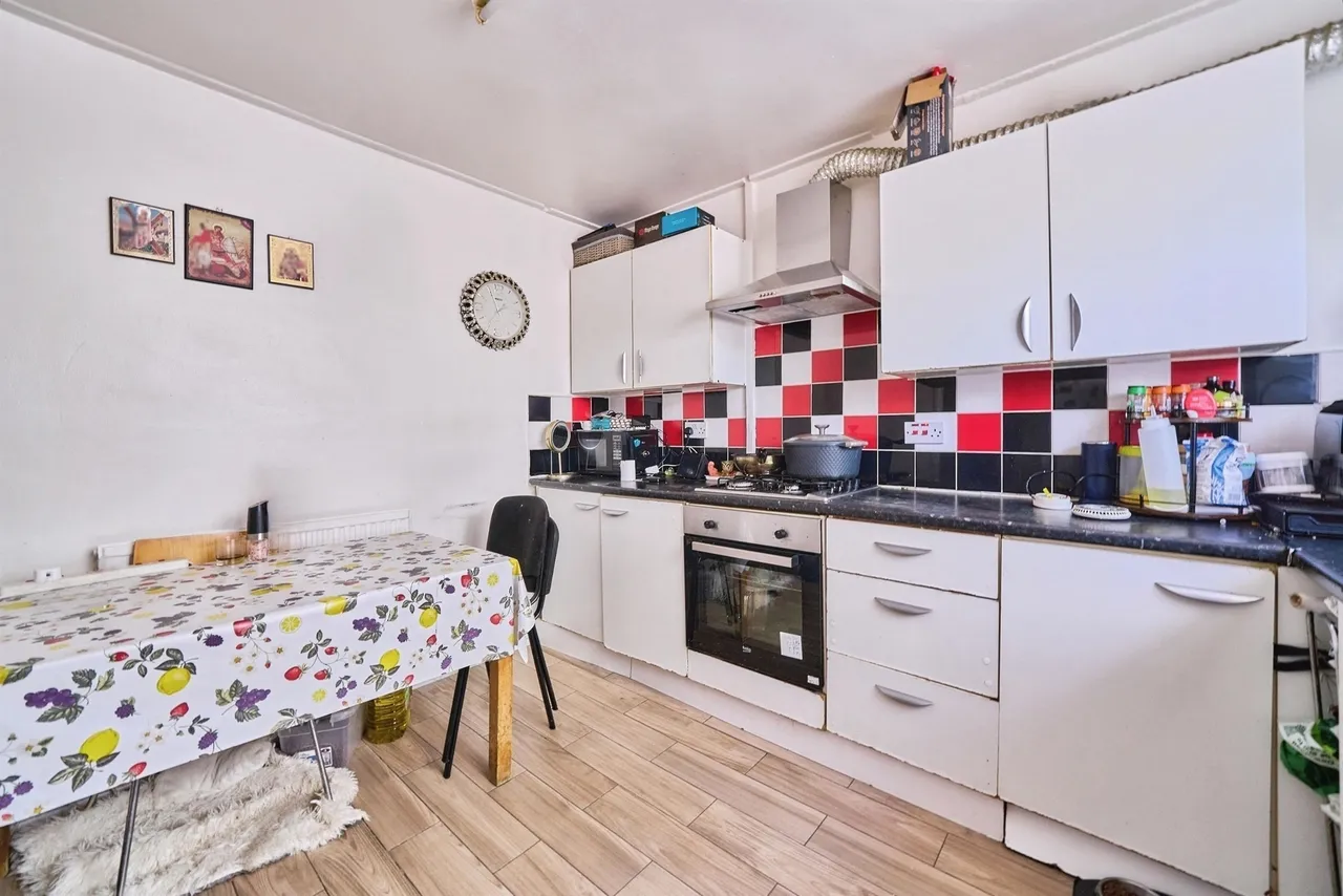 Whiting Avenue, Barking, IG11, photo 7
