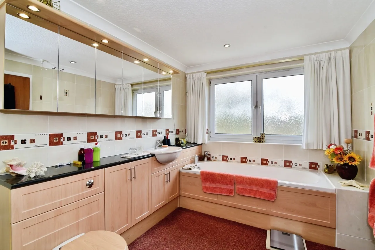 Marchwood Road, SHEFFIELD, South Yorkshire, S6, photo 15