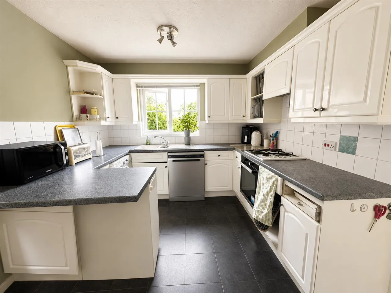 Duchess Street, Slough, photo 5