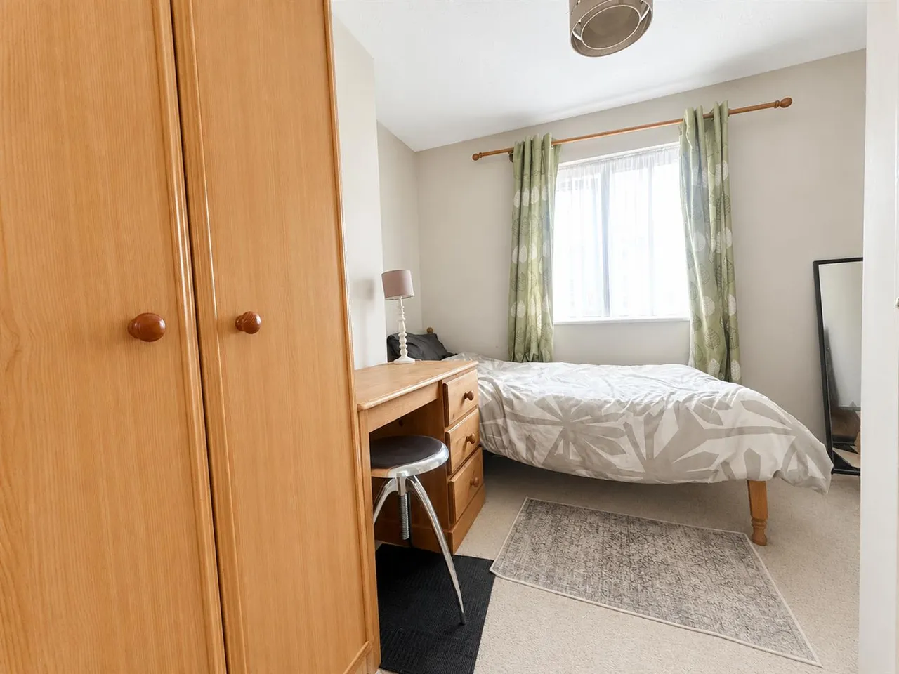 Duchess Street, Slough, photo 10