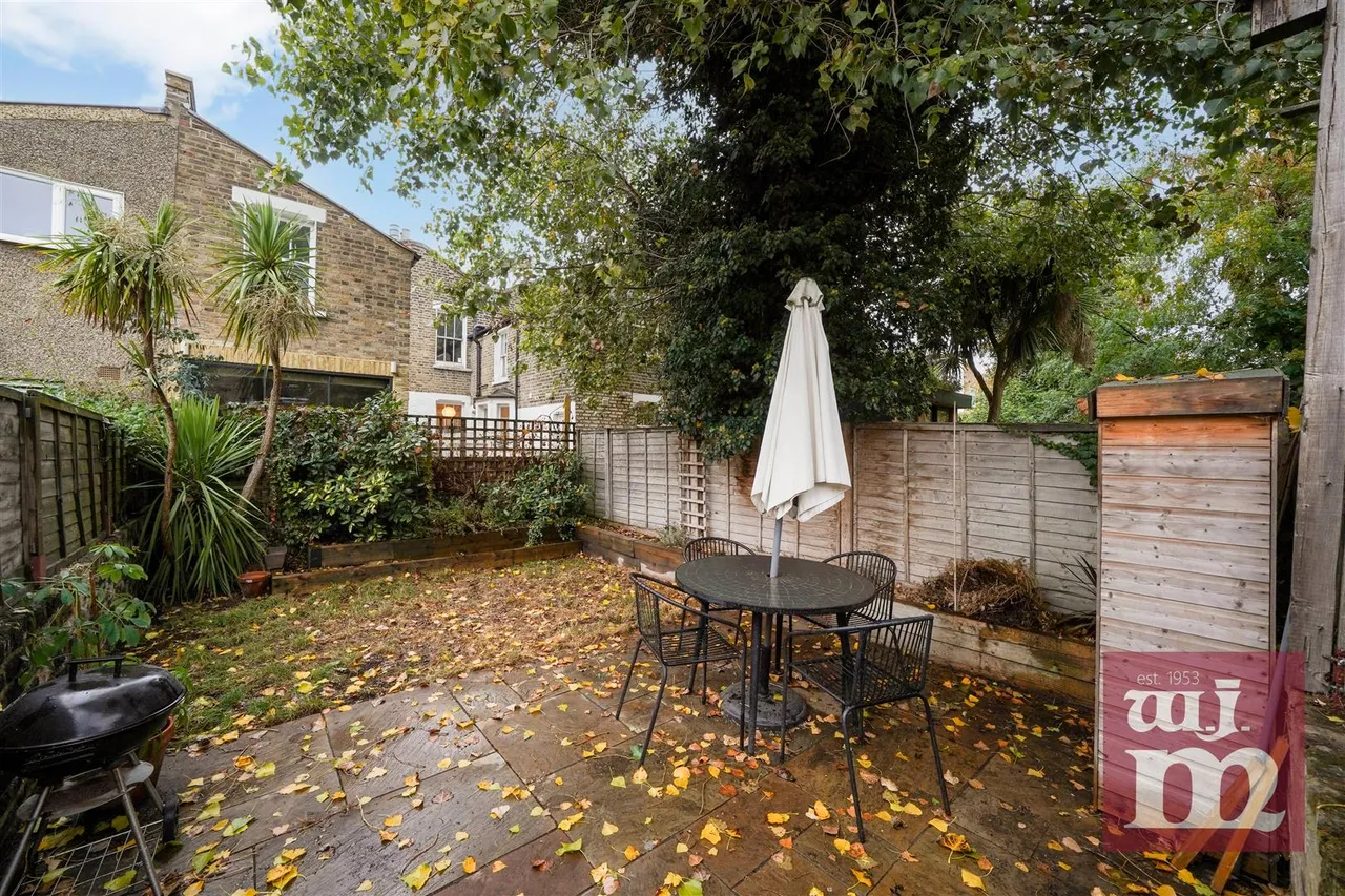 Antill Road, Mile End, photo 11