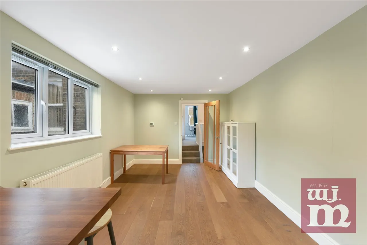 Antill Road, Mile End, photo 4