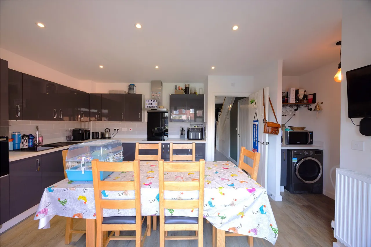 Snapdragon Close, Gloucestershire, Walton Cardiff, GL20 7FF, photo 6