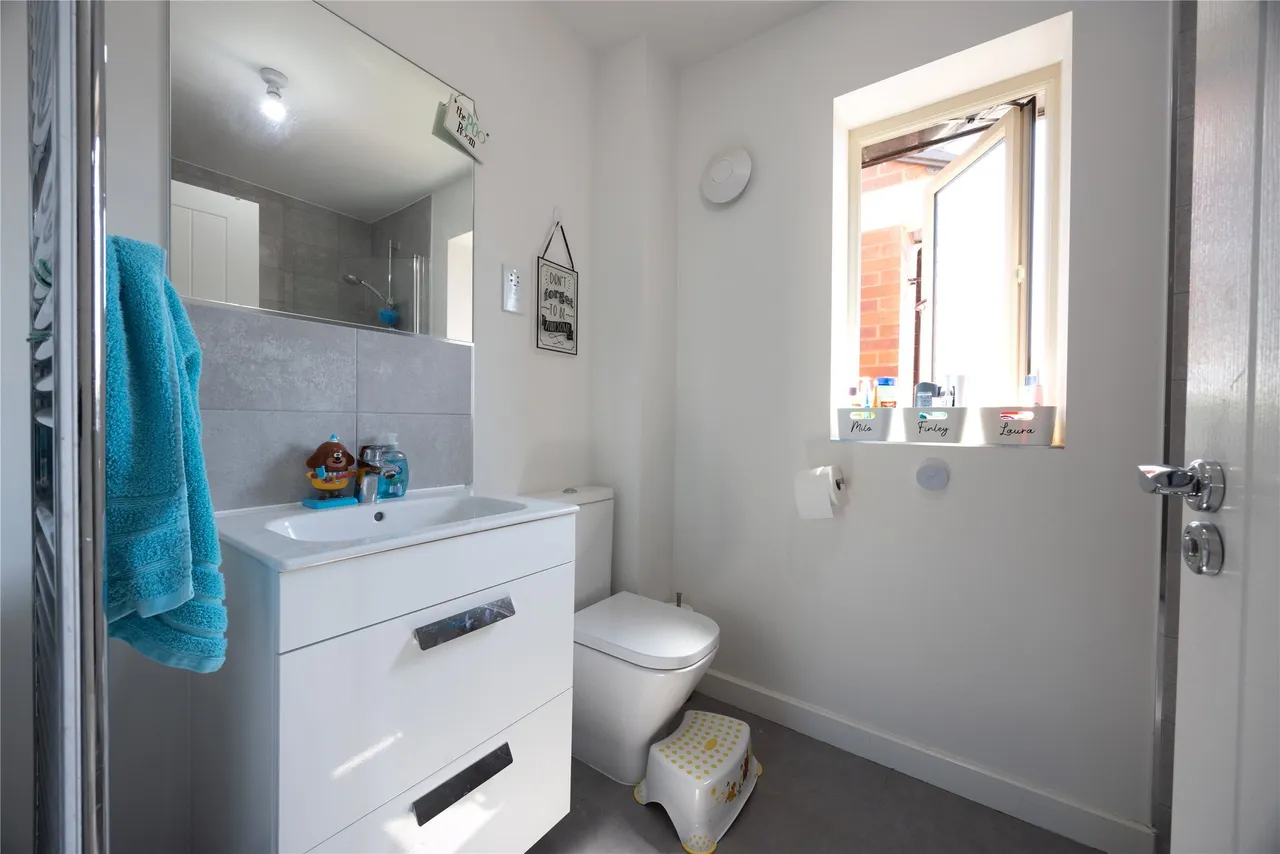 Snapdragon Close, Gloucestershire, Walton Cardiff, GL20 7FF, photo 9