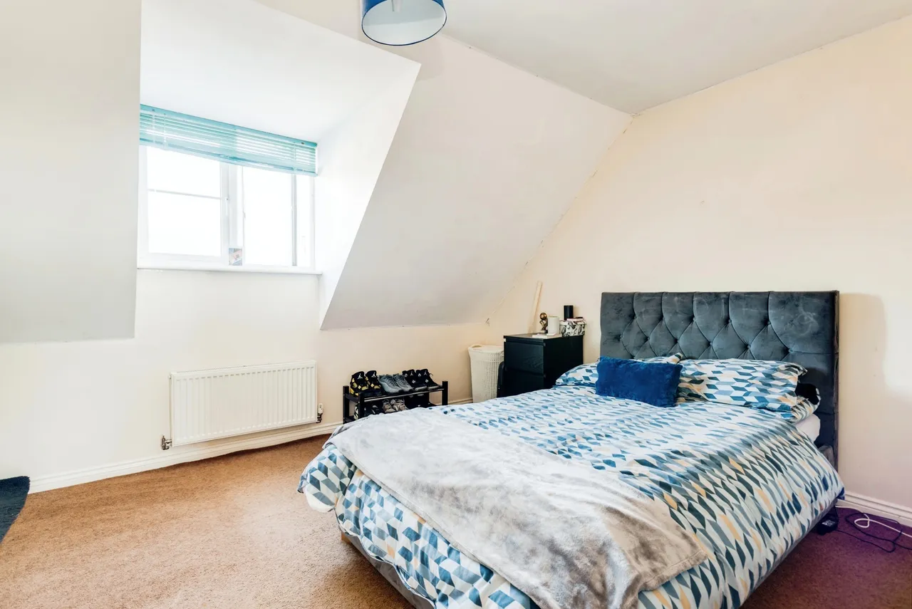 Sandbourne Road, Swindon, Wiltshire, SN25, photo 6