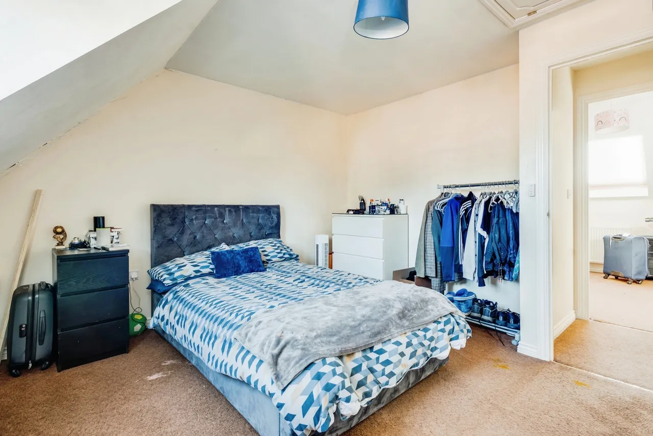 Sandbourne Road, Swindon, Wiltshire, SN25, photo 8