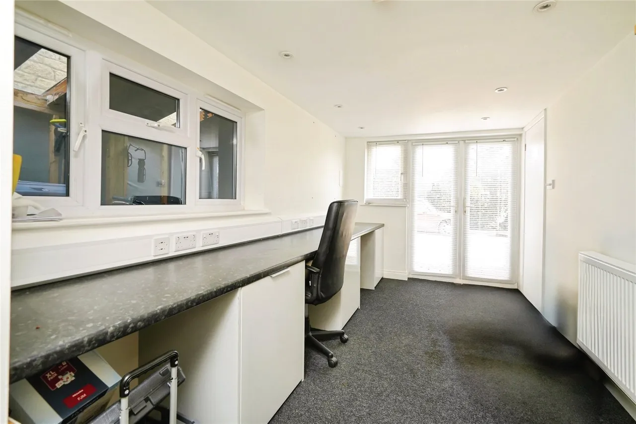 Gorse Meadow, Bourton-on-the-water, GL54, photo 7