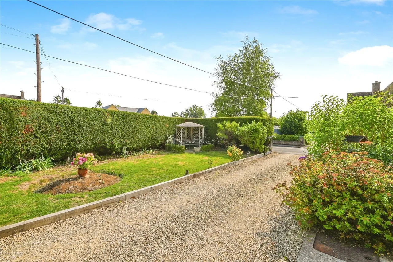 Gorse Meadow, Bourton-on-the-water, GL54, photo 20