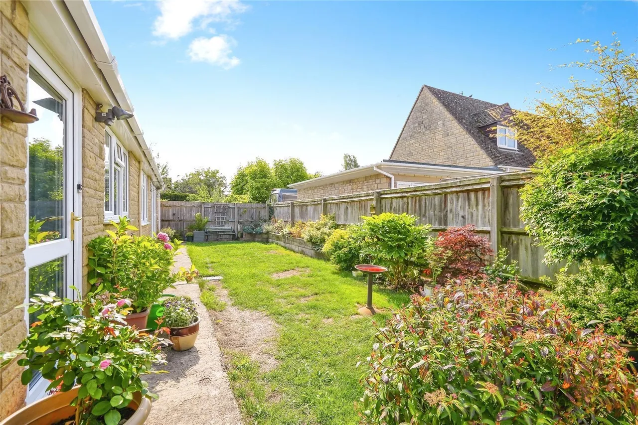 Gorse Meadow, Bourton-on-the-water, GL54, photo 18