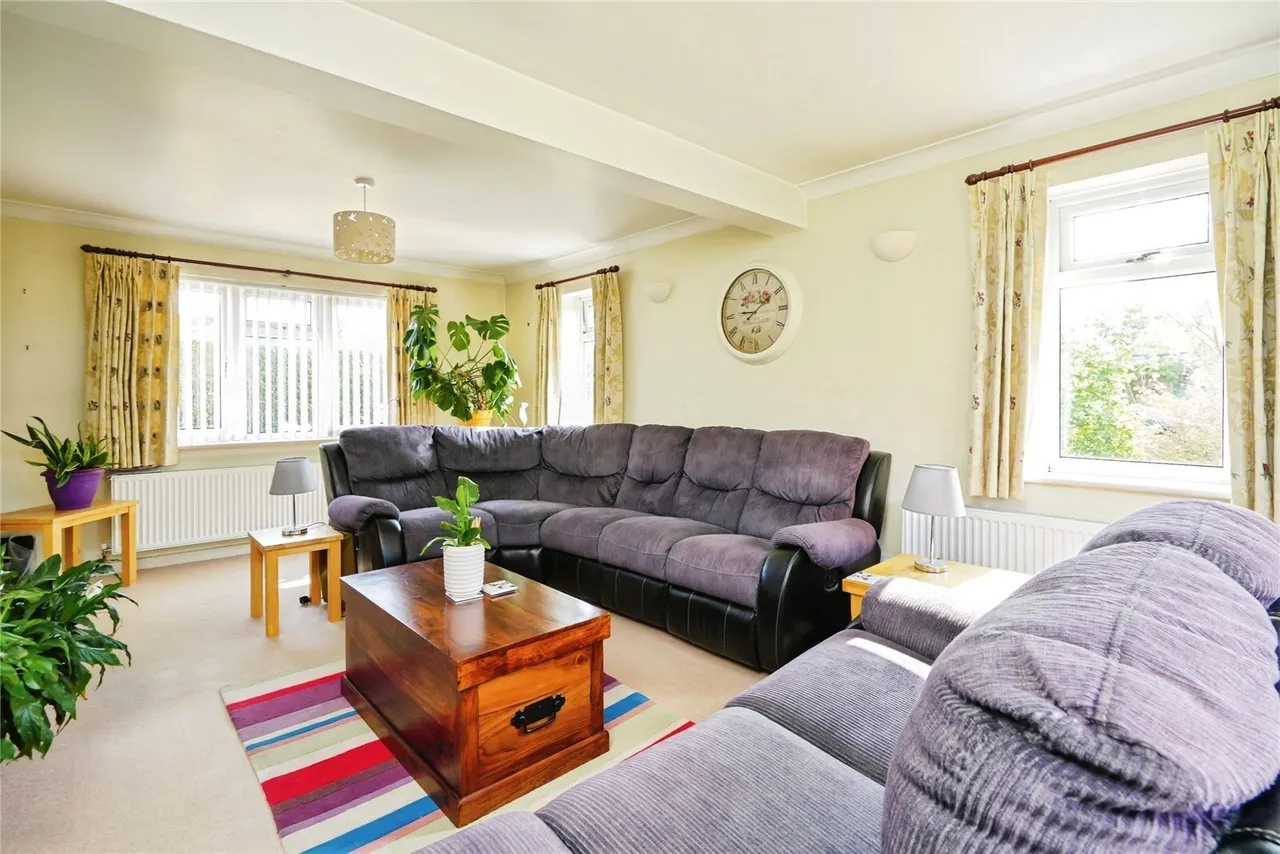 Gorse Meadow, Bourton-on-the-water, GL54, photo 3