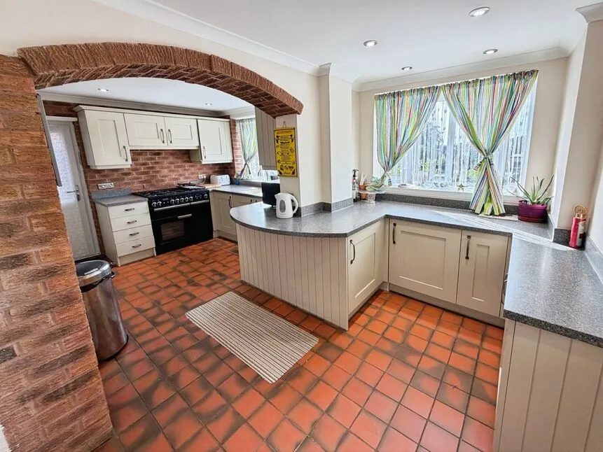 Tennis Court Drive, Leicester, Leicestershire, LE5, photo 4