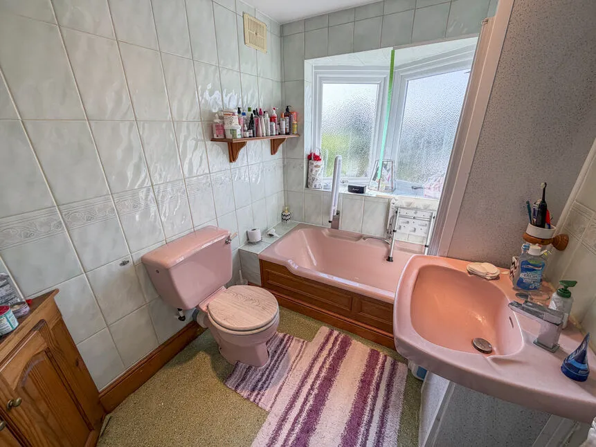 Tennis Court Drive, Leicester, Leicestershire, LE5, photo 8