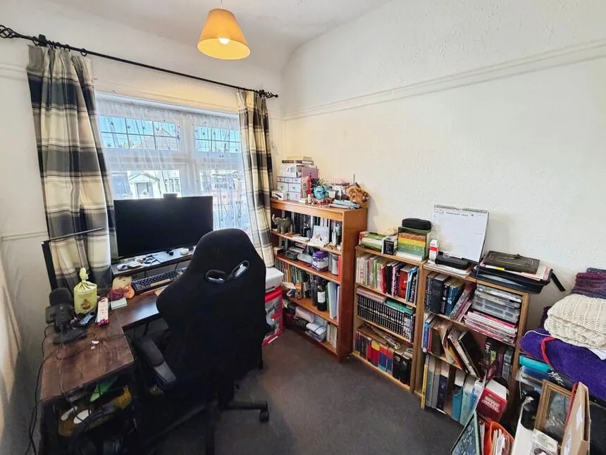 Tennis Court Drive, Leicester, Leicestershire, LE5, photo 11
