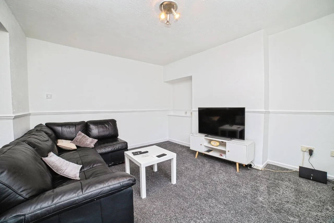 Third Avenue, Rainworth, Mansfield, Nottinghamshire, NG21, photo 2