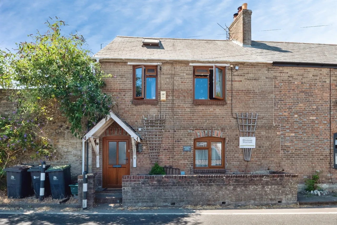 2 bed house for sale — Main Street, Broadmayne, Dorchester