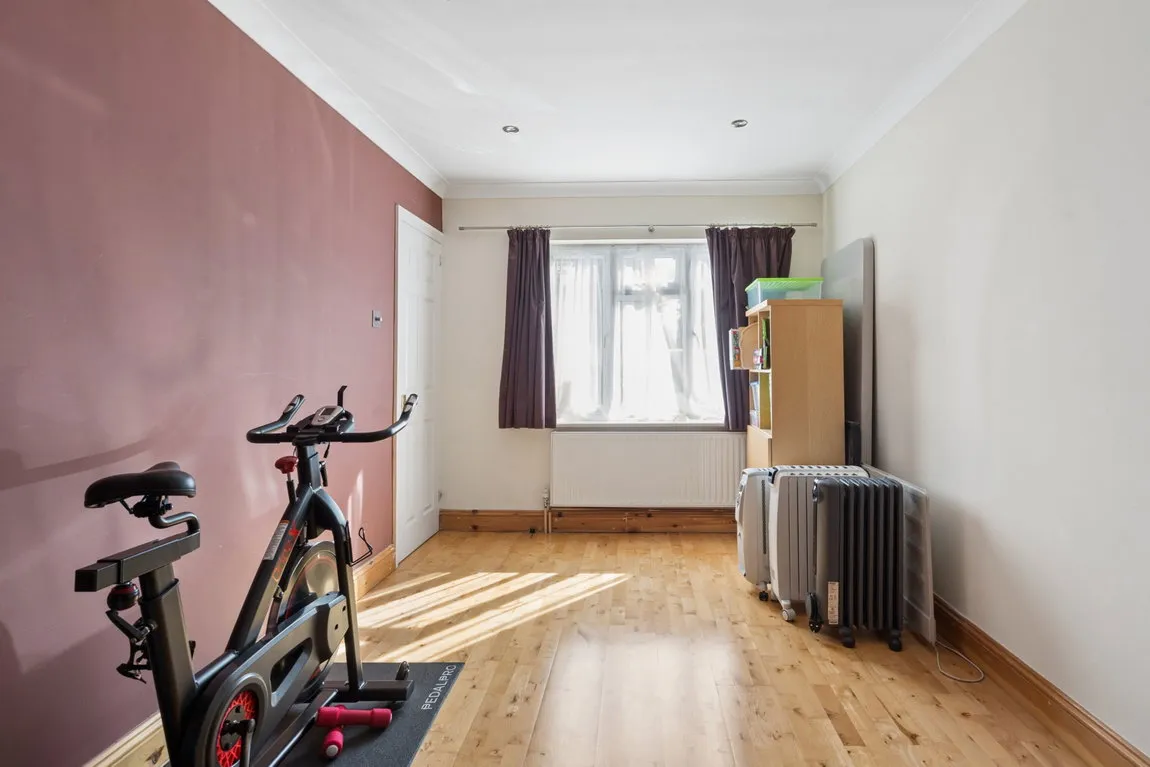 Marsworth Avenue, Pinner, HA5, photo 9
