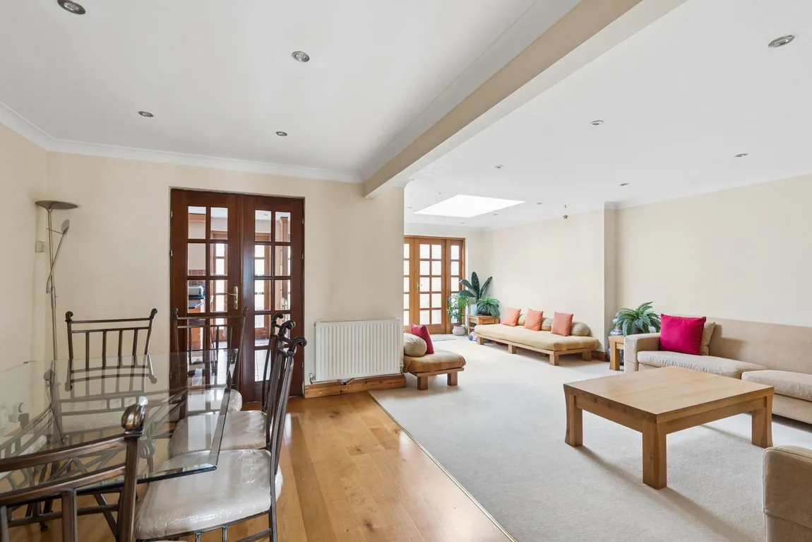 Marsworth Avenue, Pinner, HA5, photo 3