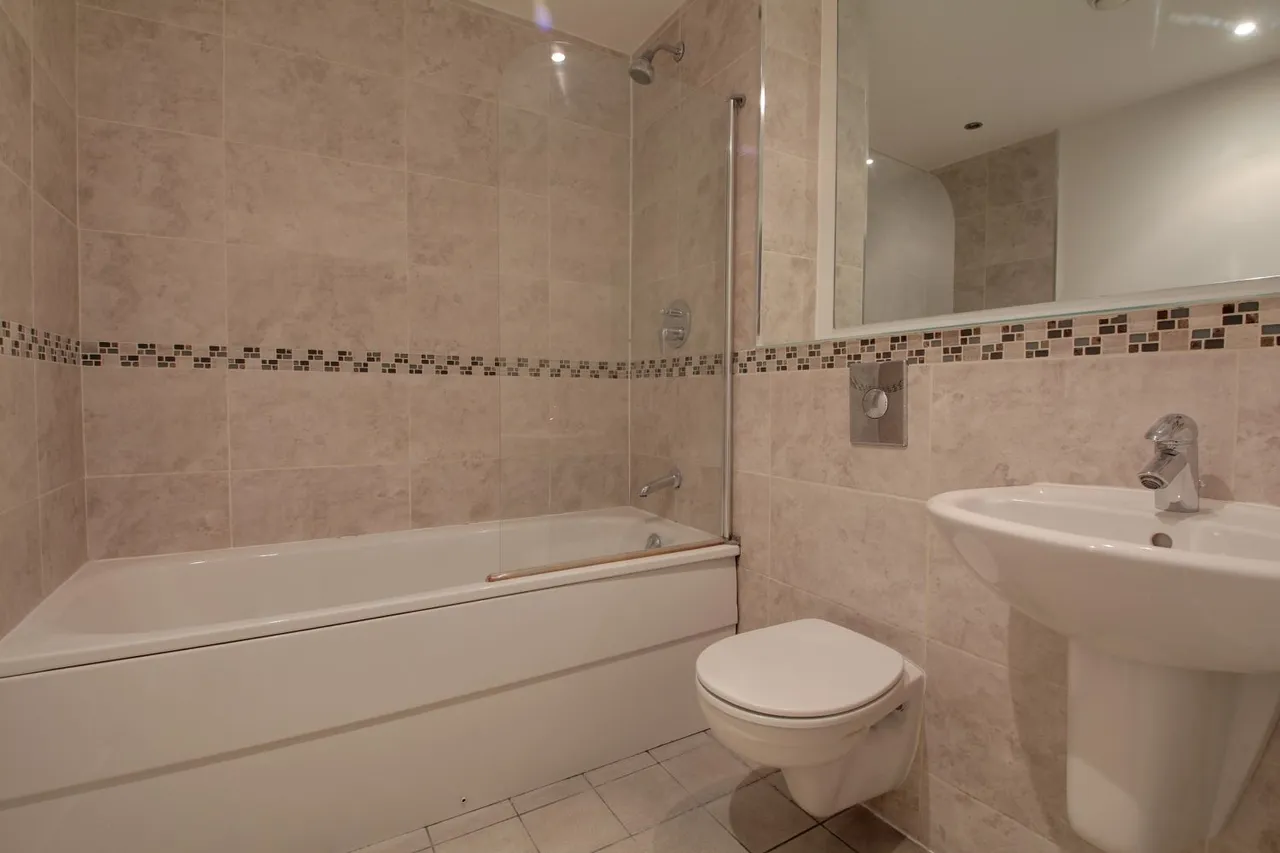 Gotts Road, Leeds, LS12, photo 3