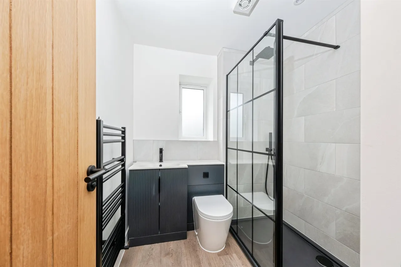 Queens Avenue, Newport Pagnell, MK16, photo 12